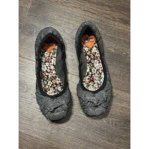 Rocketdog Scrunch Silver Flats Women’s SZ 7